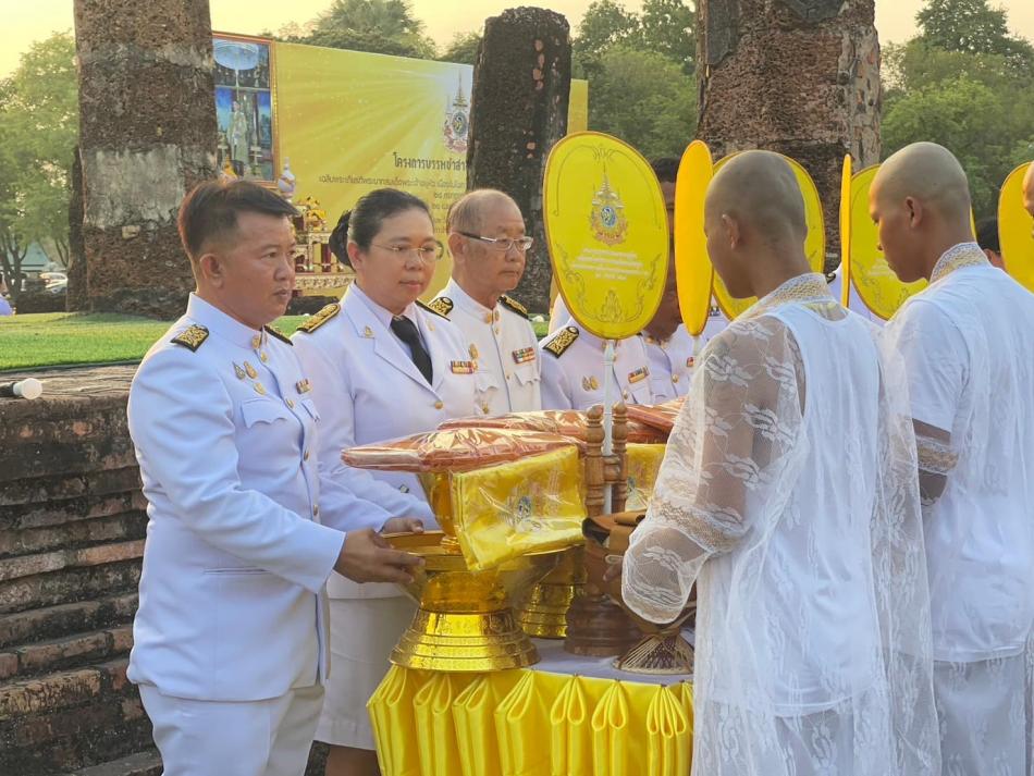โครงการบรรพชาสามเณรภาคฤดูร้อน เฉลิมพระเกียรติพระบาทสมเด็จพระเจ้าอยู่หัว เนื่องในโอกาสมหามงคลเฉลิมพระชนมพรรษา 6 รอบ 